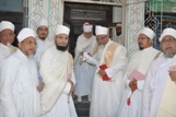 Huzoor-e-'Aali Saiyedna saheb (tus) at Devdi Mubaarak with Shahzada saheb